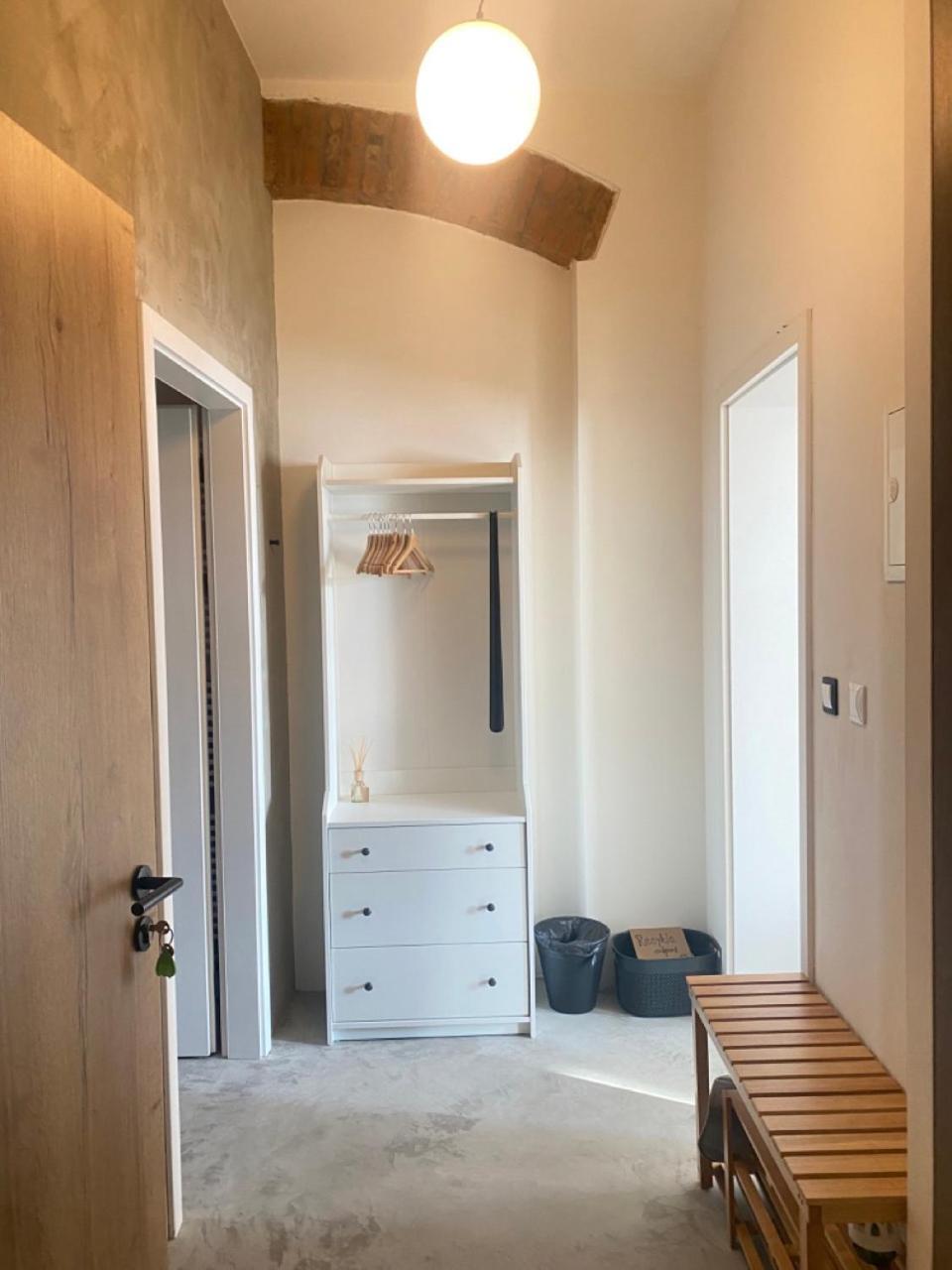 Four Rooms Carlsbad Authentic KLV Exterior foto